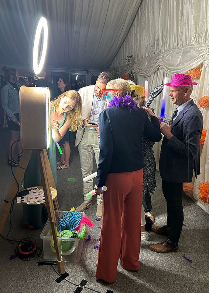 Kent Selfie Pod Rental Hire, for all weddings, parties and events. Covering whole of Kent including Sittingbourne, Maidstone, Medway, Sheppey, Faversham, Canterbury, Ashford, Gravesend, Dartford. Call today for a free quote.