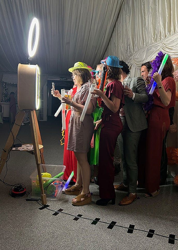 Kent Selfie Pod Rental Hire, for all weddings, parties and events. Covering whole of Kent including Sittingbourne, Maidstone, Medway, Sheppey, Faversham, Canterbury, Ashford, Gravesend, Dartford. Call today for a free quote.